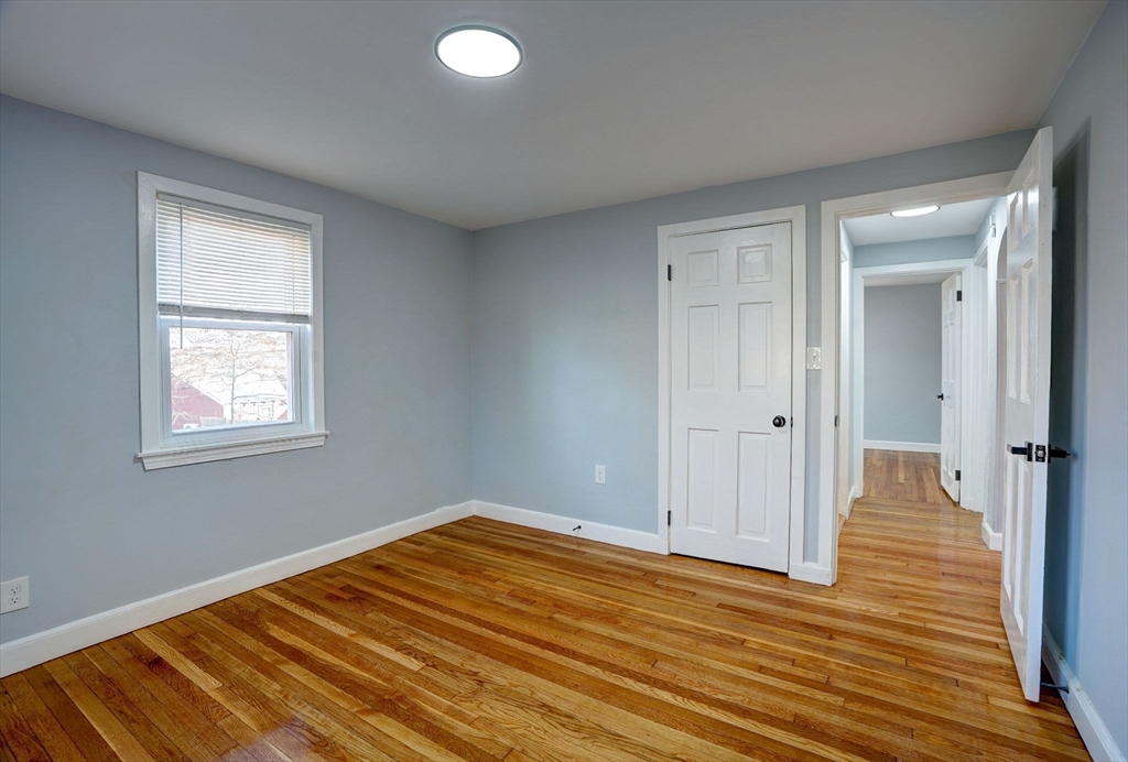23 Langley Cir # 1