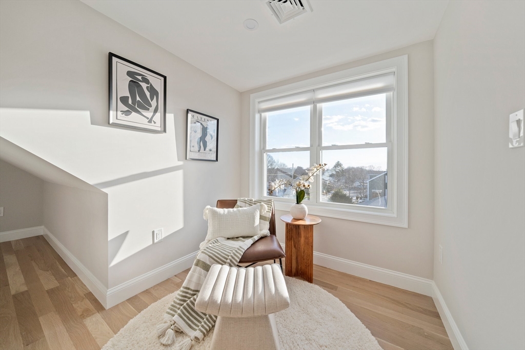 297 Franklin St