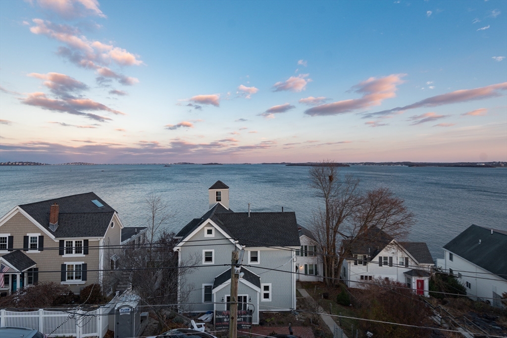 48 Sea Ave