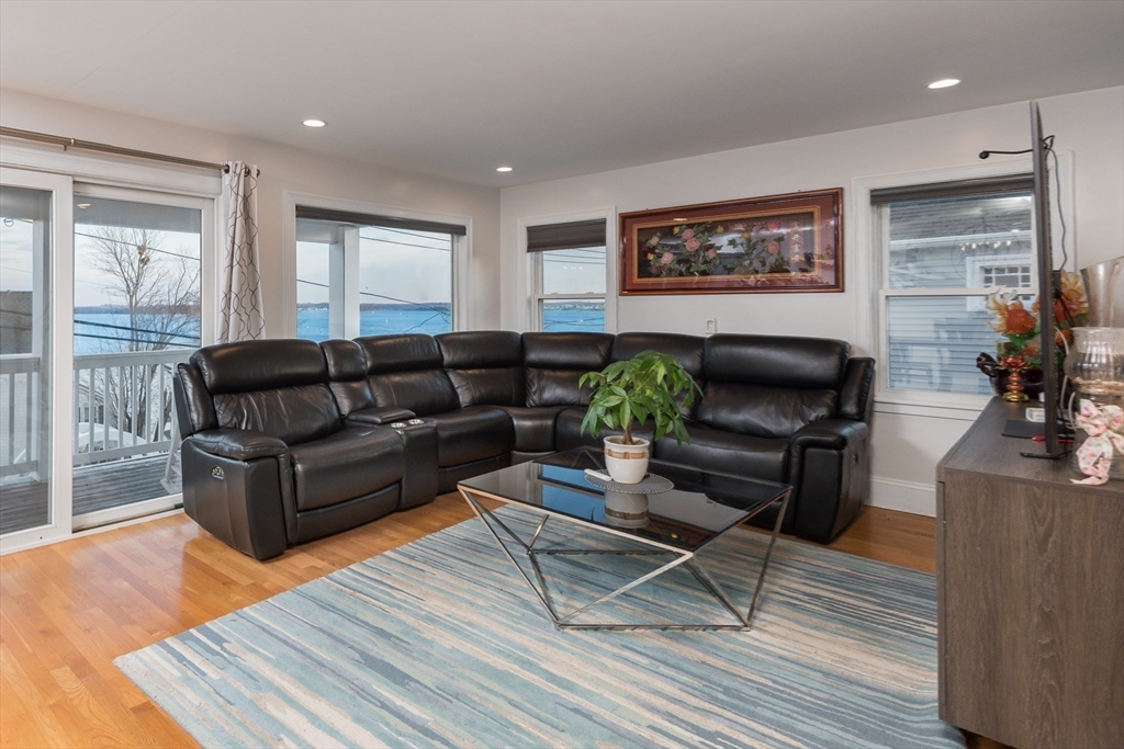 48 Sea Ave