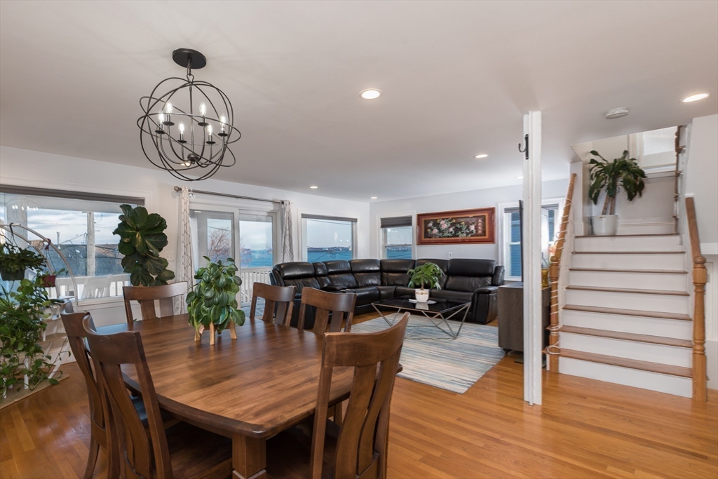 48 Sea Ave