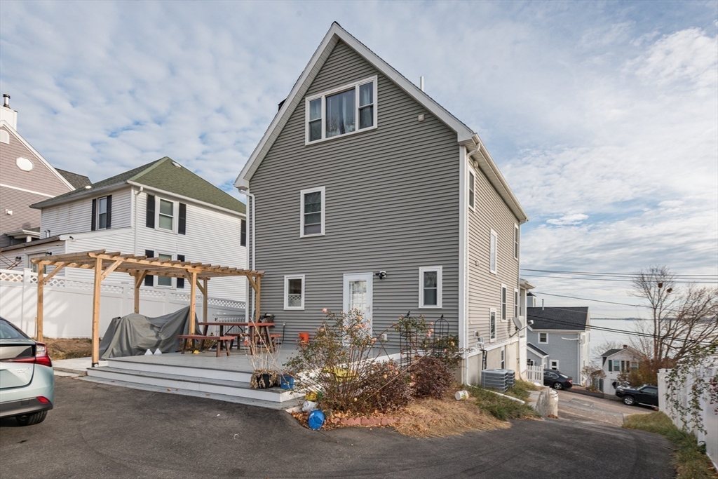 48 Sea Ave