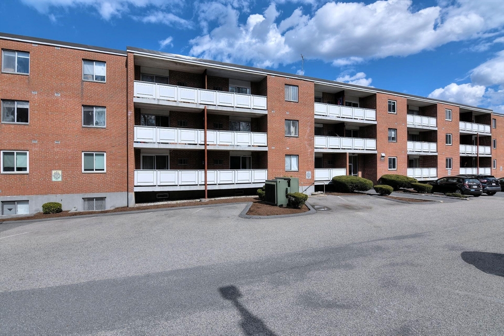 179 Presidents Ln # 3E