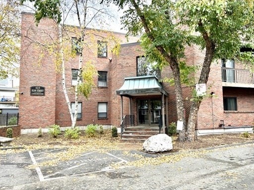 123 Elm St # A9