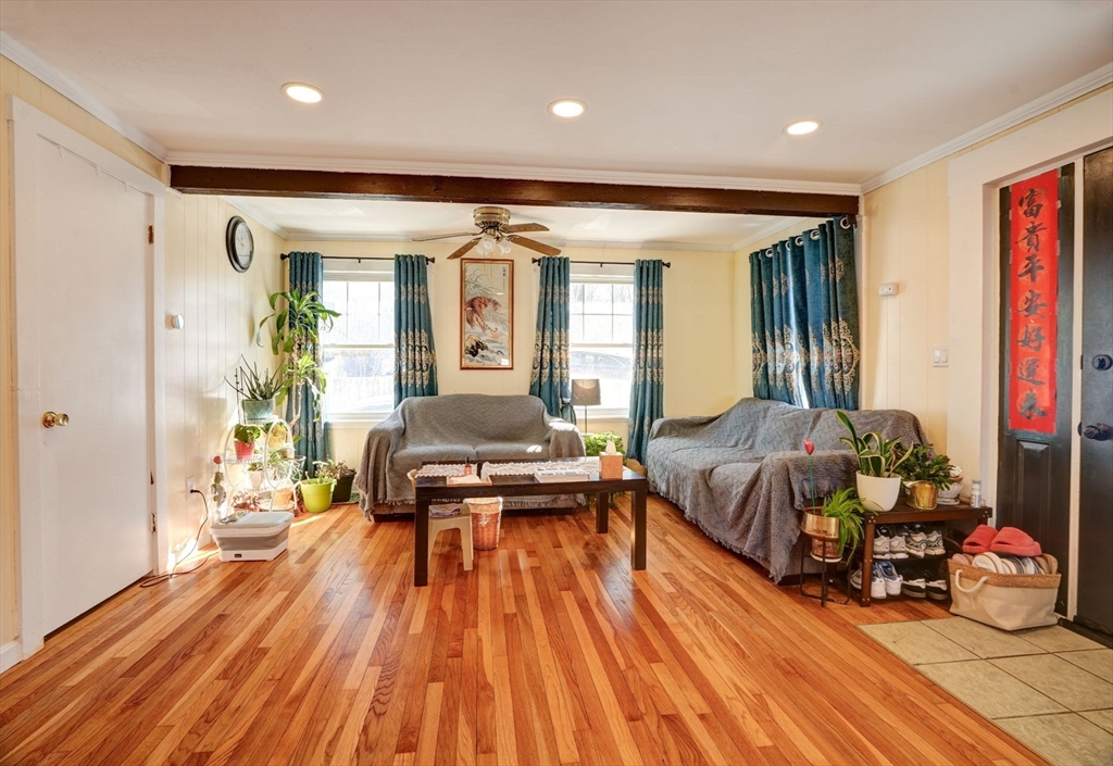 12 Harbor View Ave