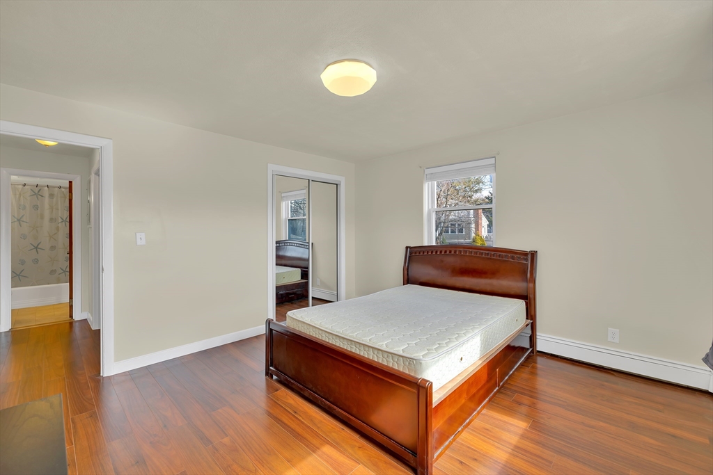 20 Whitman Rd # 4 Unit: 1-4