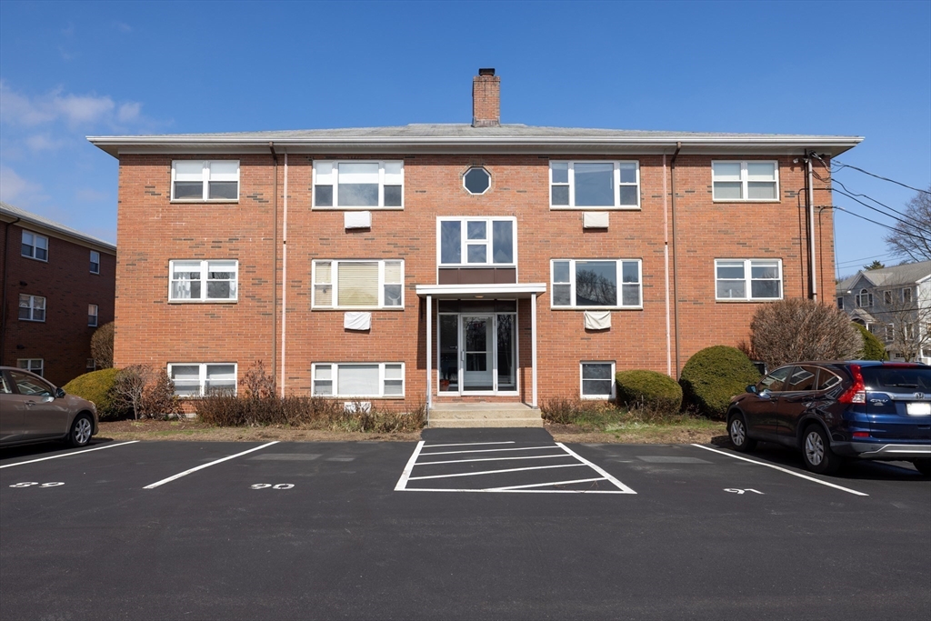 20 Whitman Rd # 4 Unit: 1-4