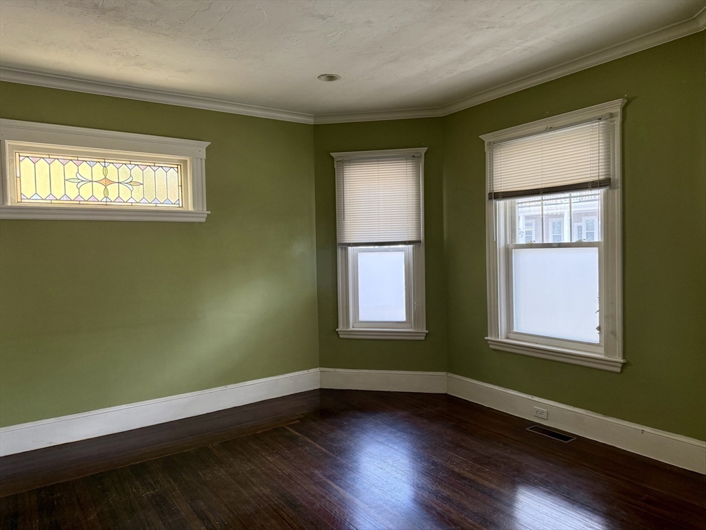 23 Varnum St # 1