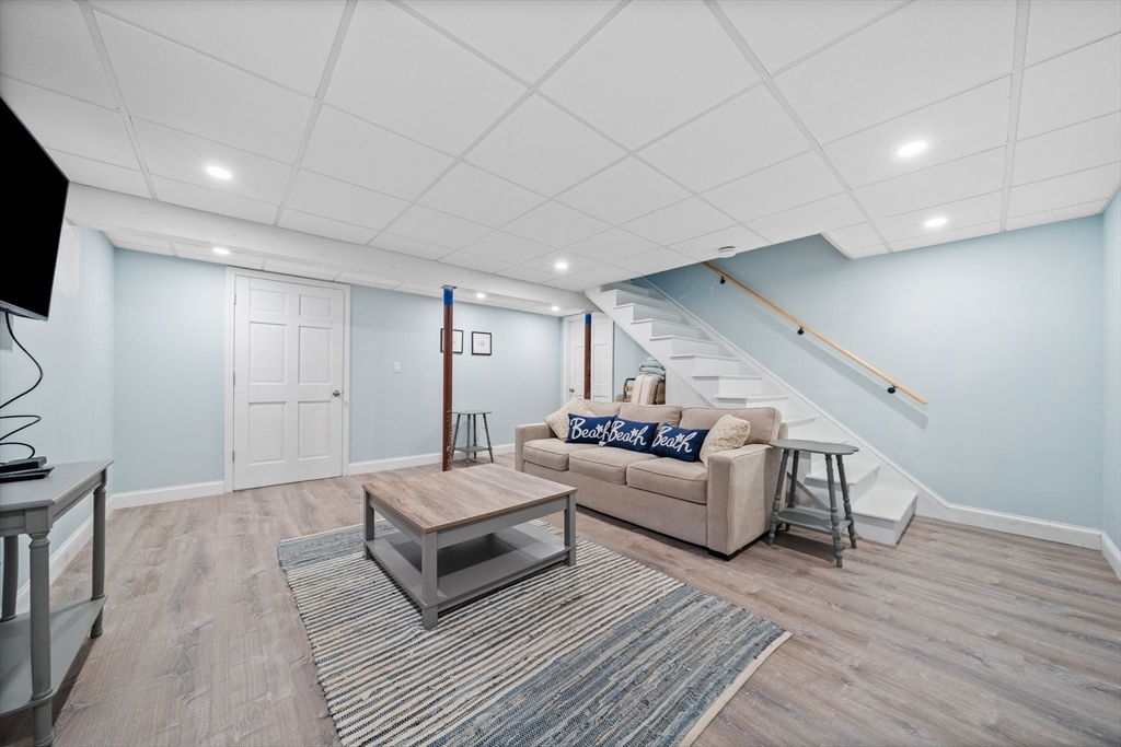 15 Atwater Drive
