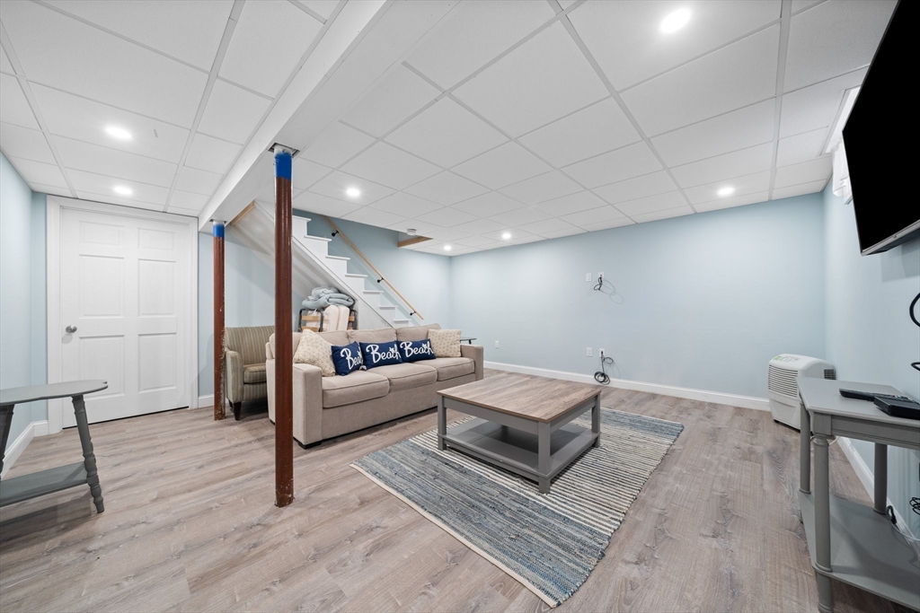 15 Atwater Drive