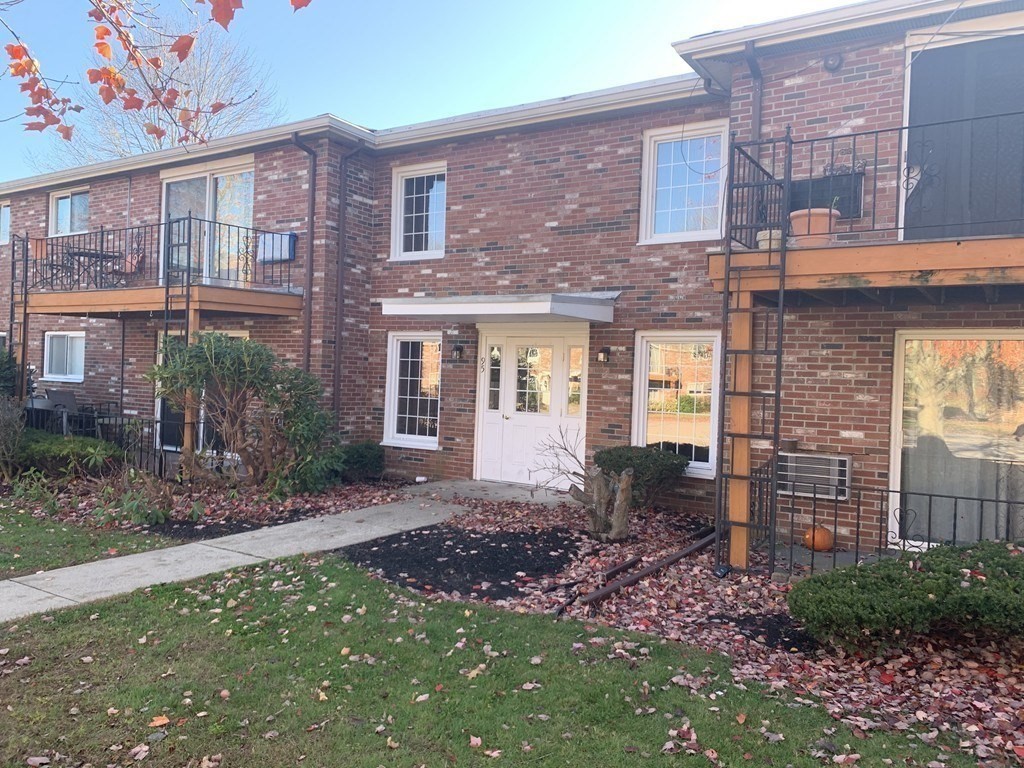 95 Fountain Ln # 14