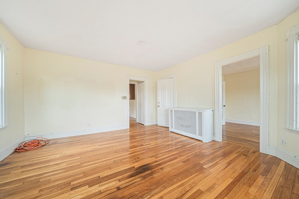 19 Spruce Street