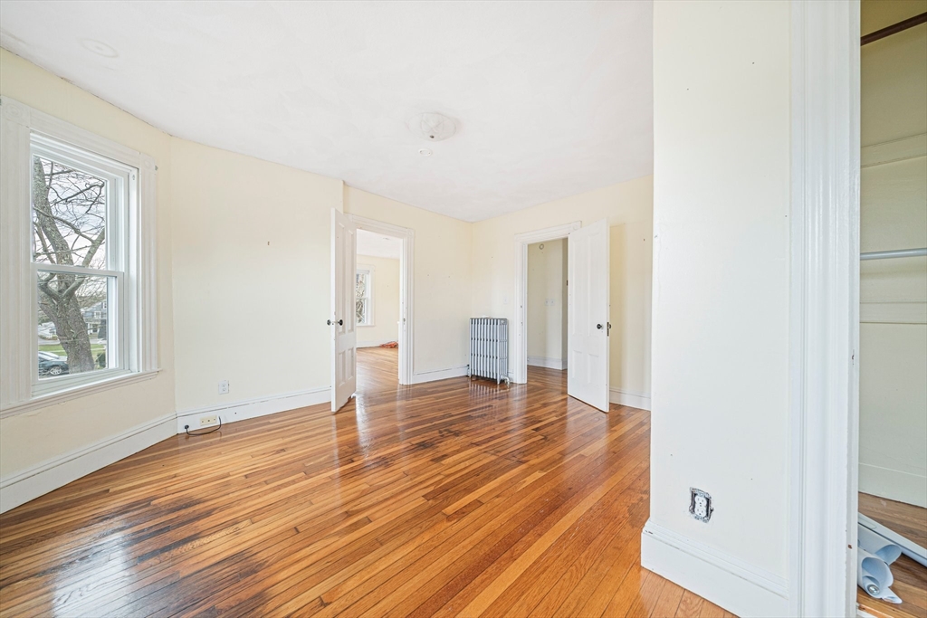 19 Spruce Street