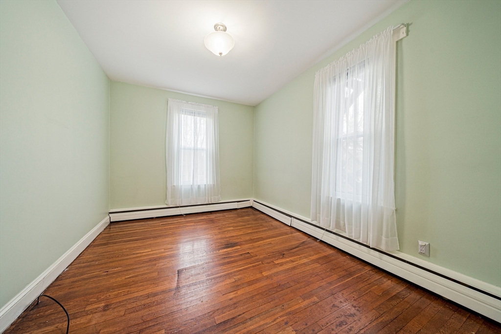 19 Spruce Street