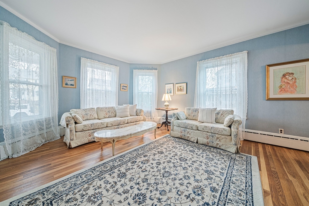19 Spruce Street