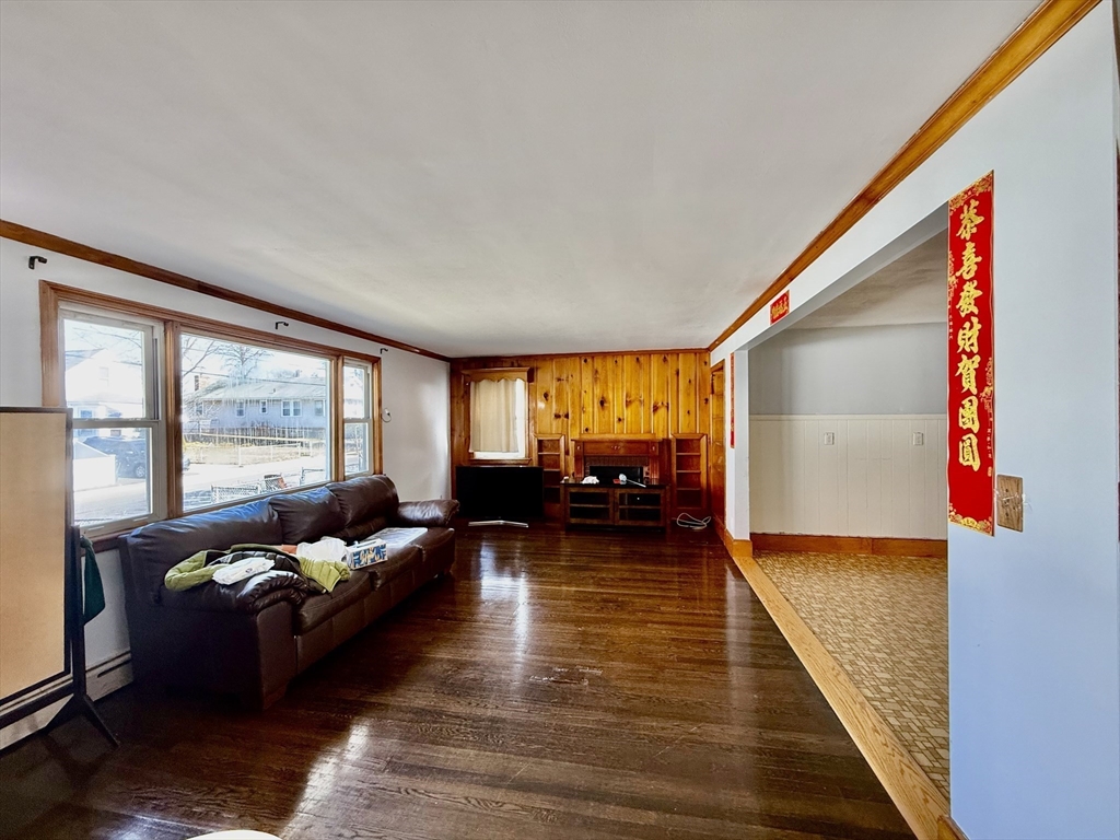 31 John St # 1