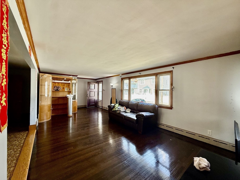 31 John St # 1