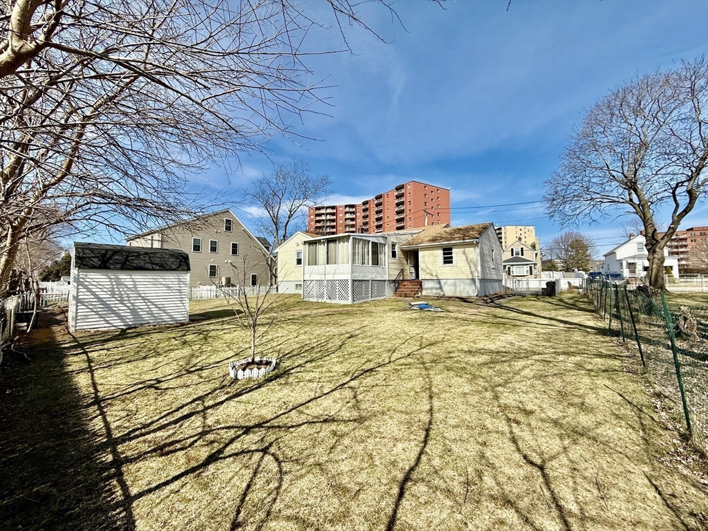 31 John St # 1