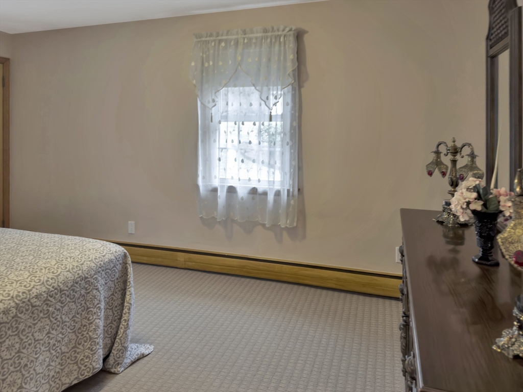 74 Churchill Rd