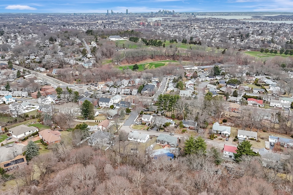 74 Churchill Rd