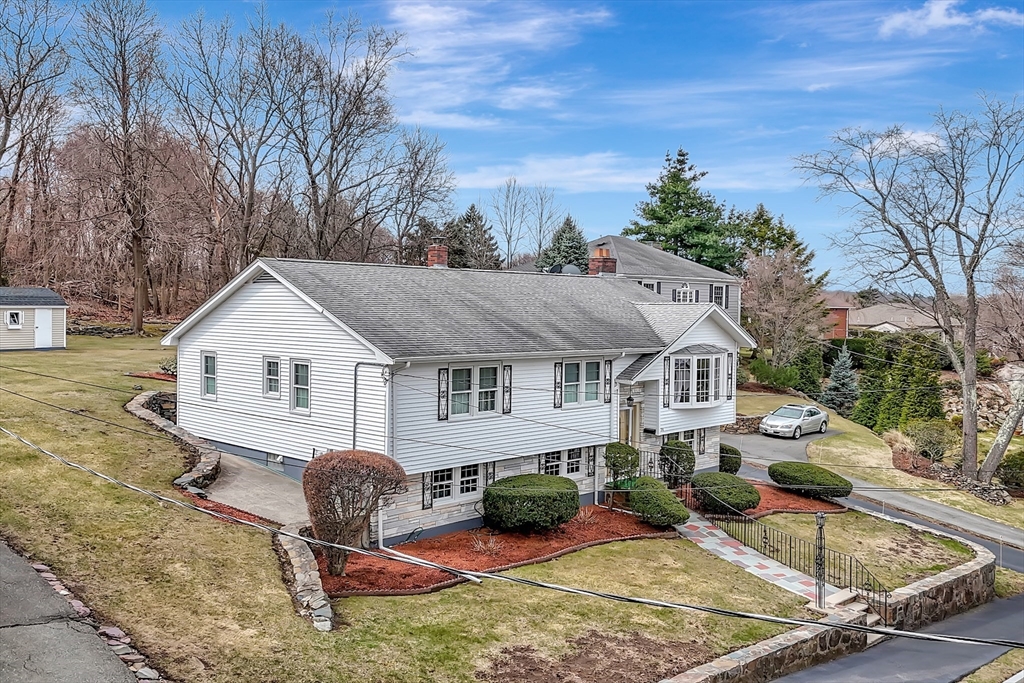 74 Churchill Rd