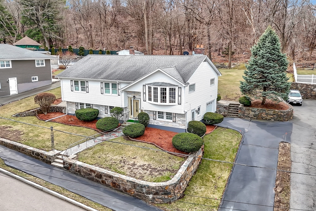 74 Churchill Rd