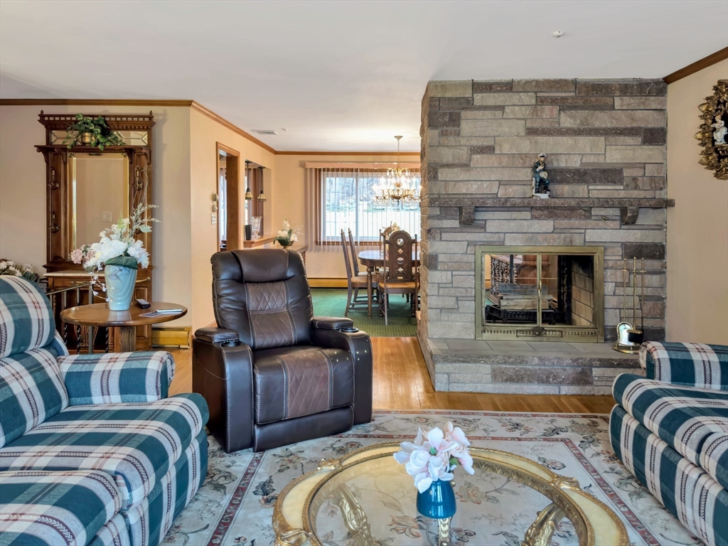 74 Churchill Rd