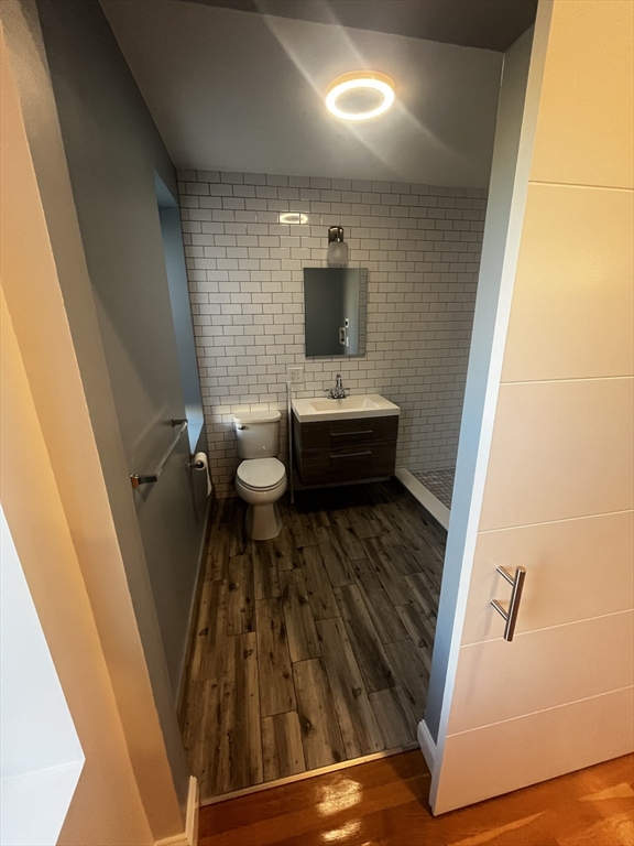 100 Tyler St # 1