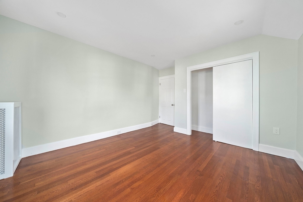 18 Norfolk Rd