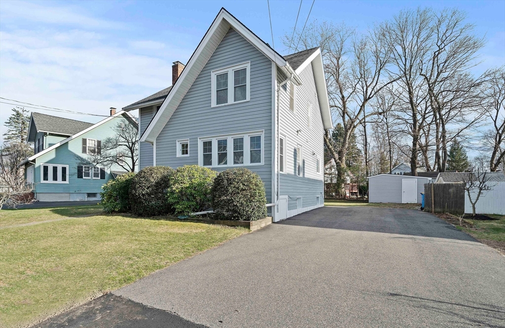 18 Norfolk Rd