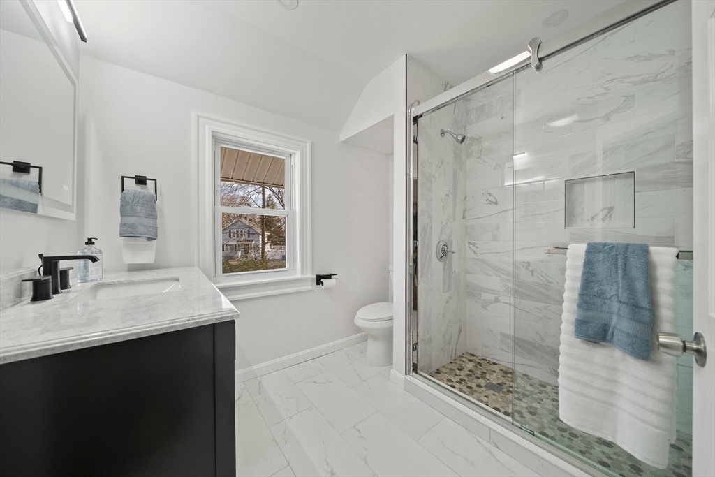 18 Norfolk Rd
