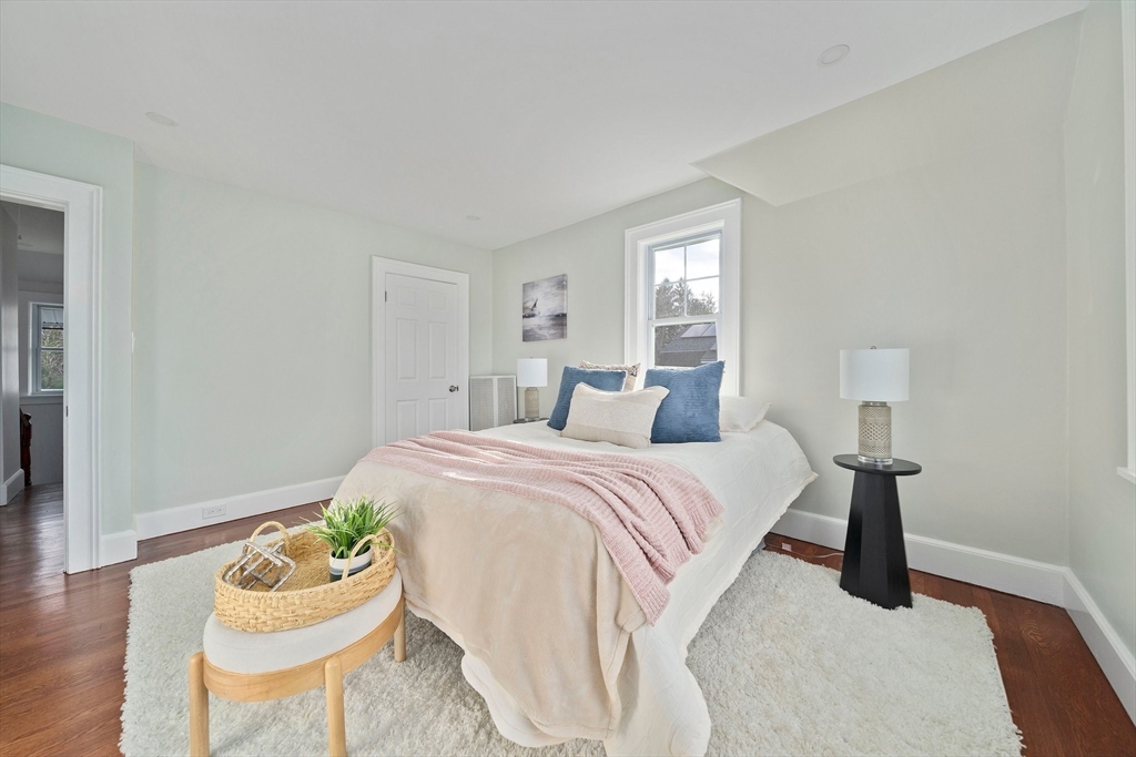 18 Norfolk Rd
