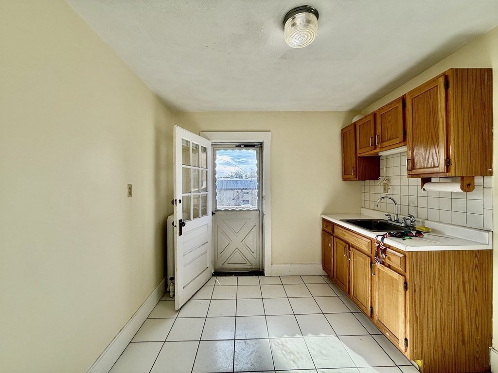 17 Pierce St # 17A