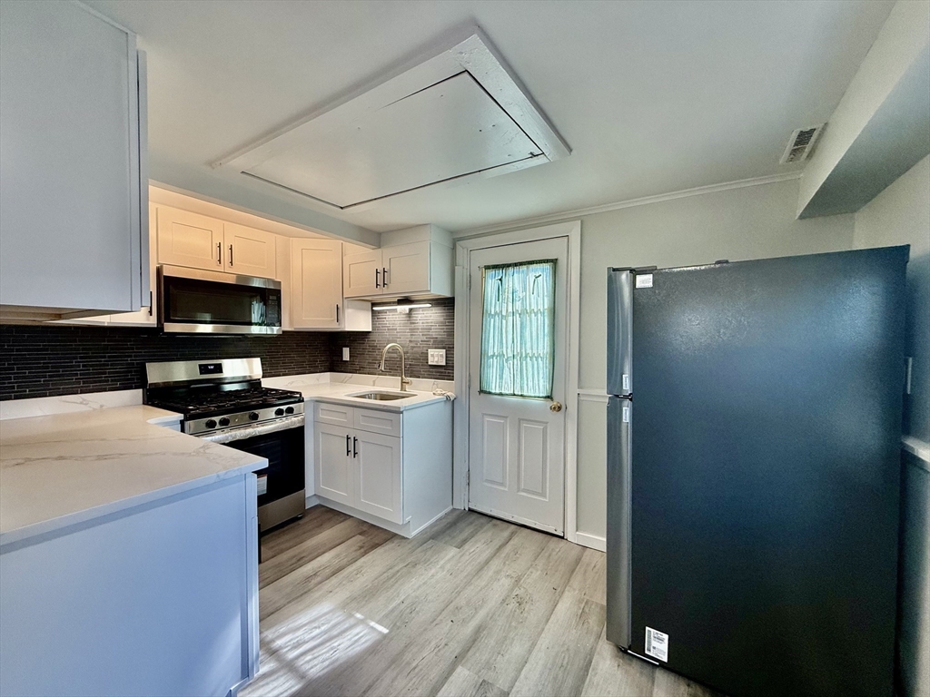 14 Patterson St # 14