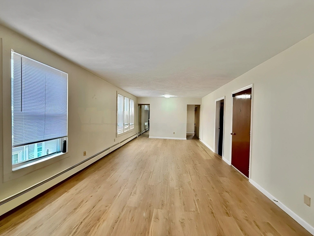 17 Maple St # 2 Unit: #2
