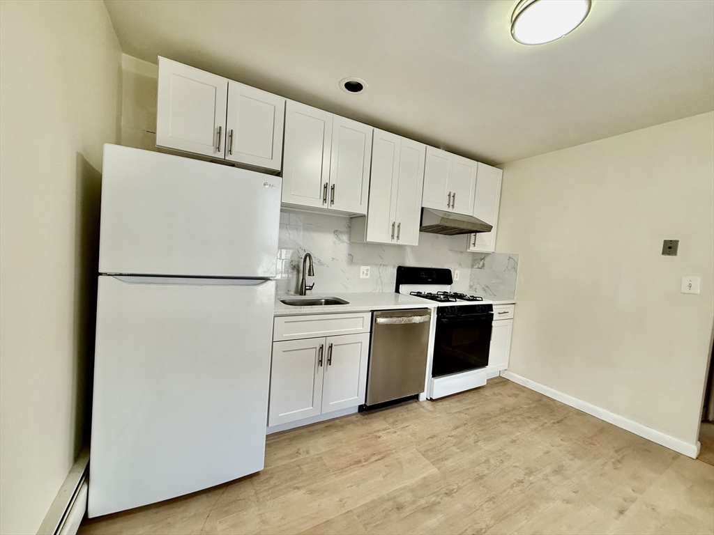 17 Maple St # 2 Unit: #2