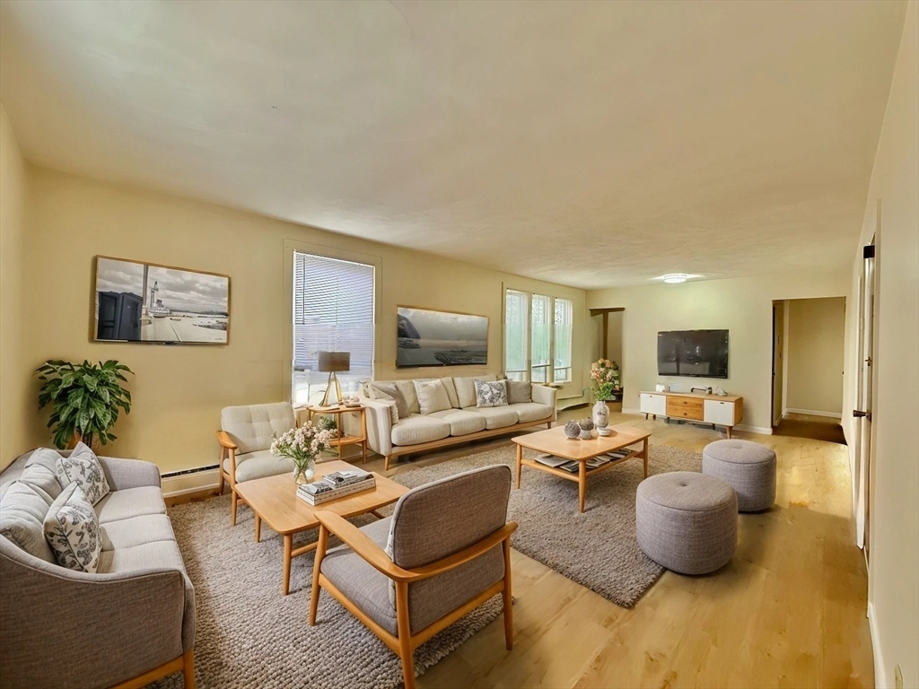 17 Maple St # 2 Unit: #2