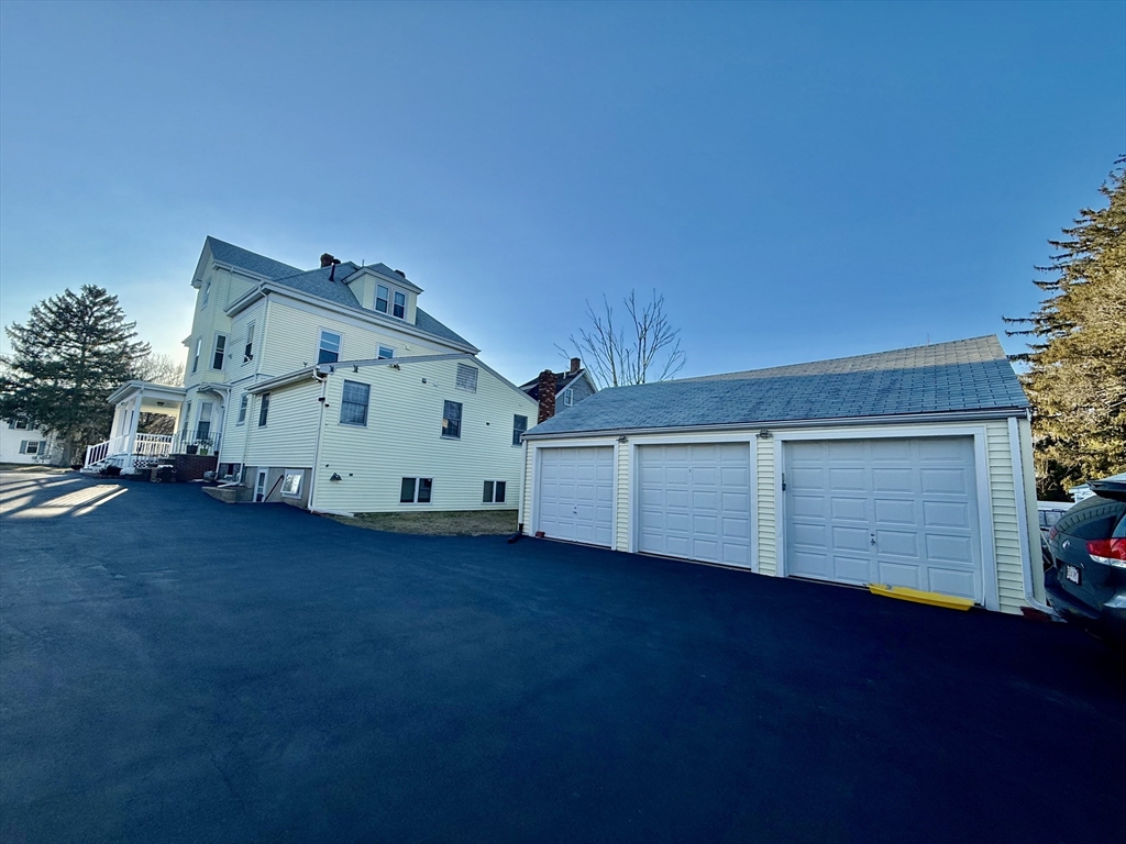 17 Maple St # 2 Unit: #2