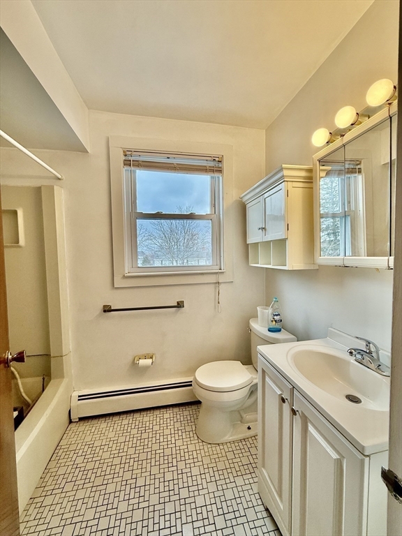 17 Maple St # 2 Unit: #2