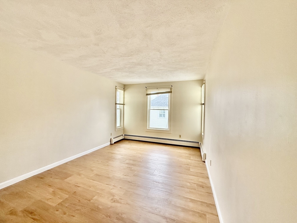 17 Maple St # 2 Unit: #2