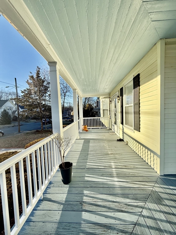 17 Maple St # 2 Unit: #2