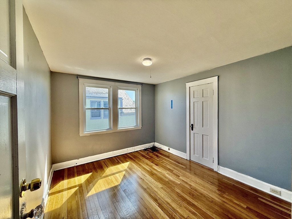 7 Whiton Ave # 2