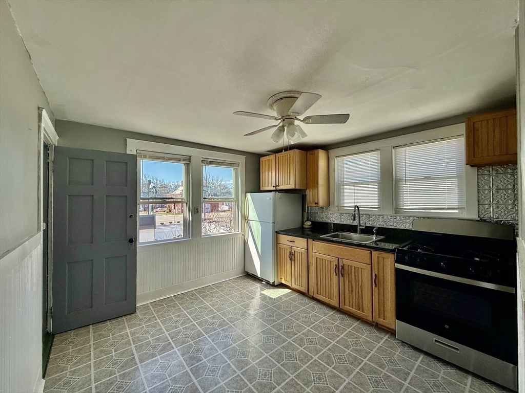 7 Whiton Ave # 2