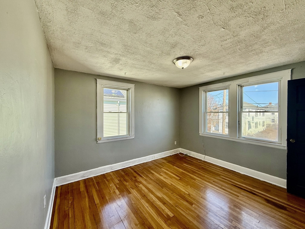 7 Whiton Ave # 2