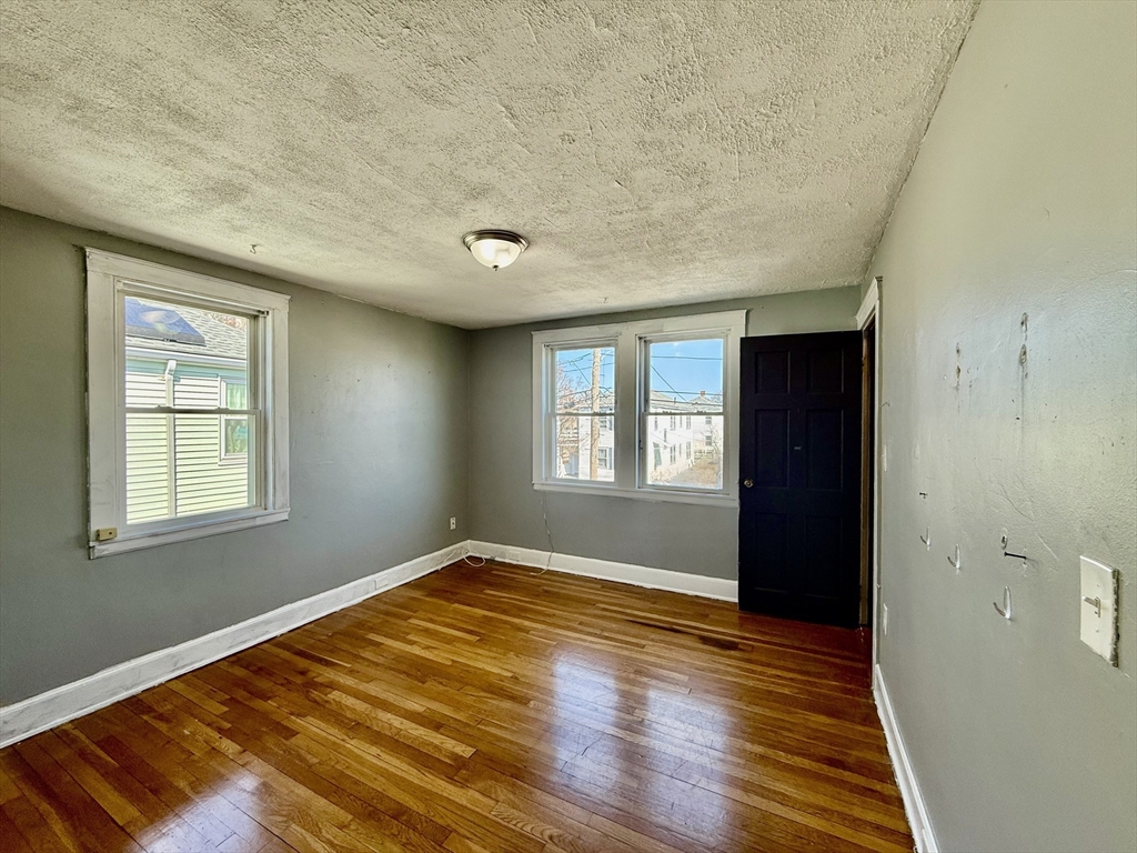 7 Whiton Ave # 2