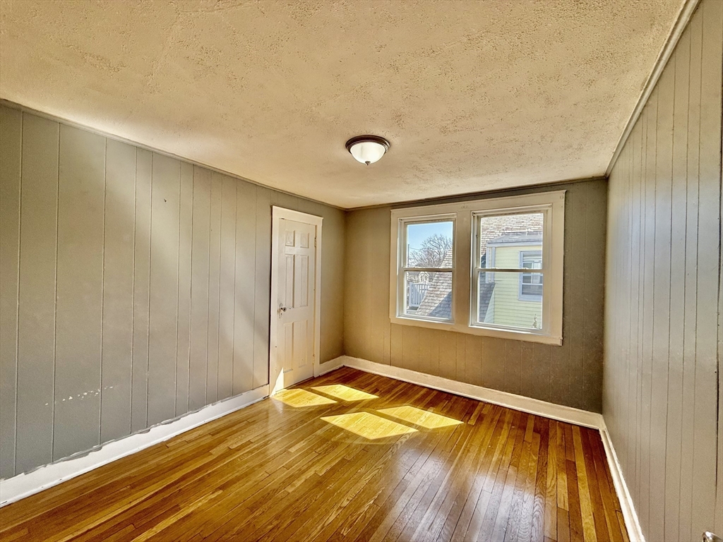 7 Whiton Ave # 2