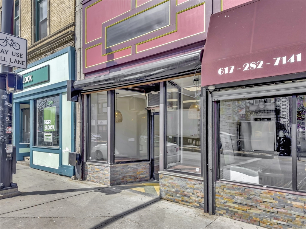 564 Columbia Rd