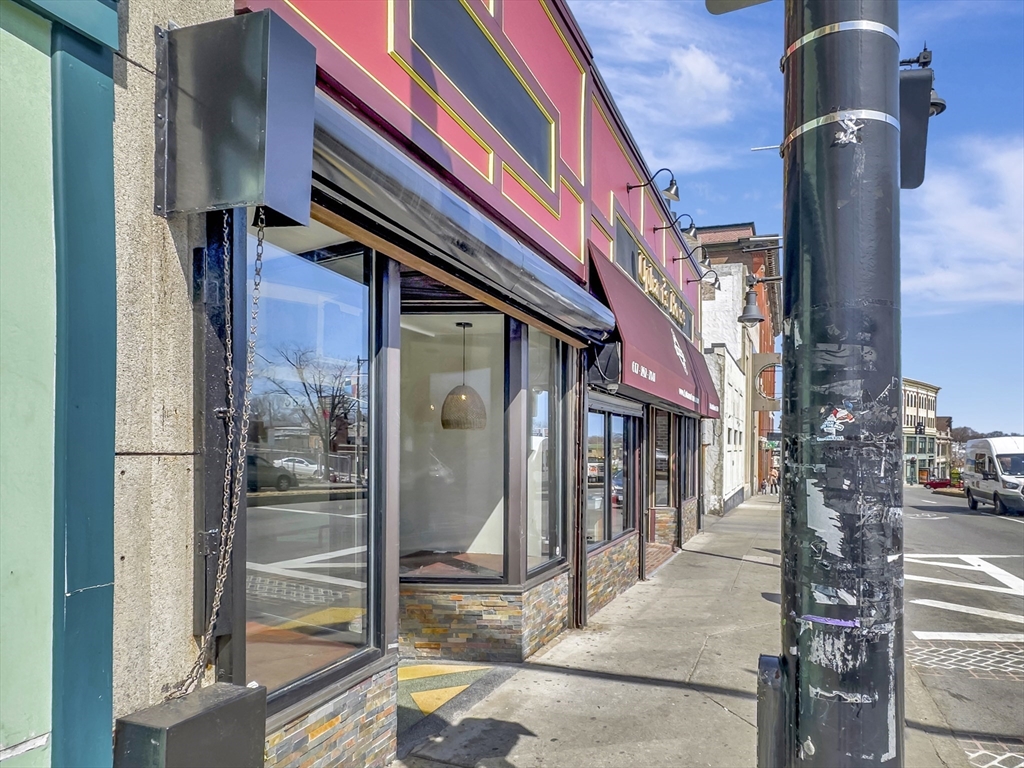 564 Columbia Rd