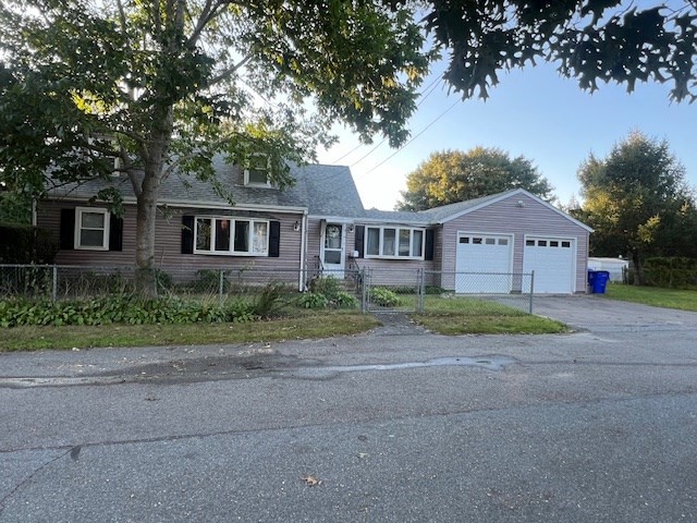 3 Maple St