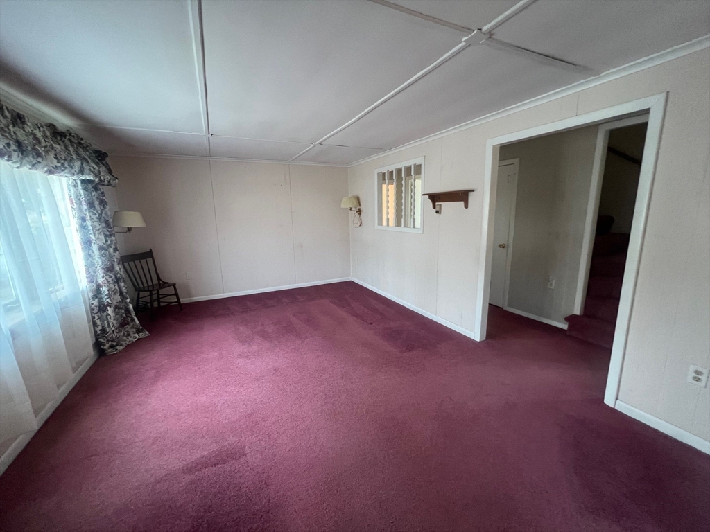 3 Maple St